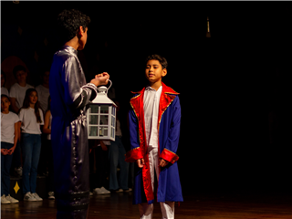 Foto notícia: Segundo Espetáculo Teatral do 6º Ano 
